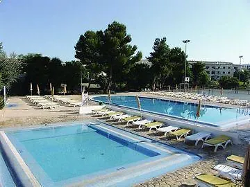 Clube Brisamar 公寓式酒店 阿尔沃尔