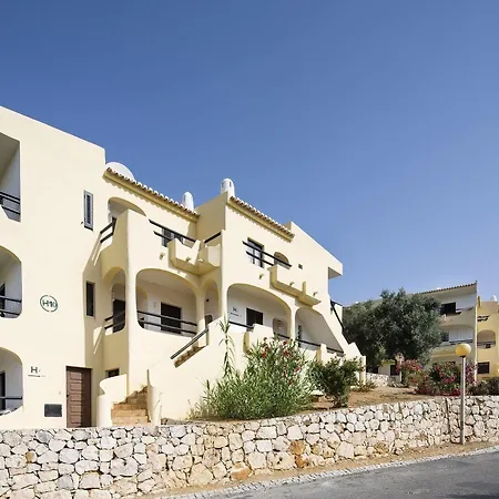 Clube Brisamar 3* 阿尔沃尔