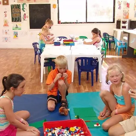 Clube Brisamar 公寓式酒店 3*