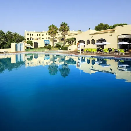 Clube Brisamar Apartahotel 3*
